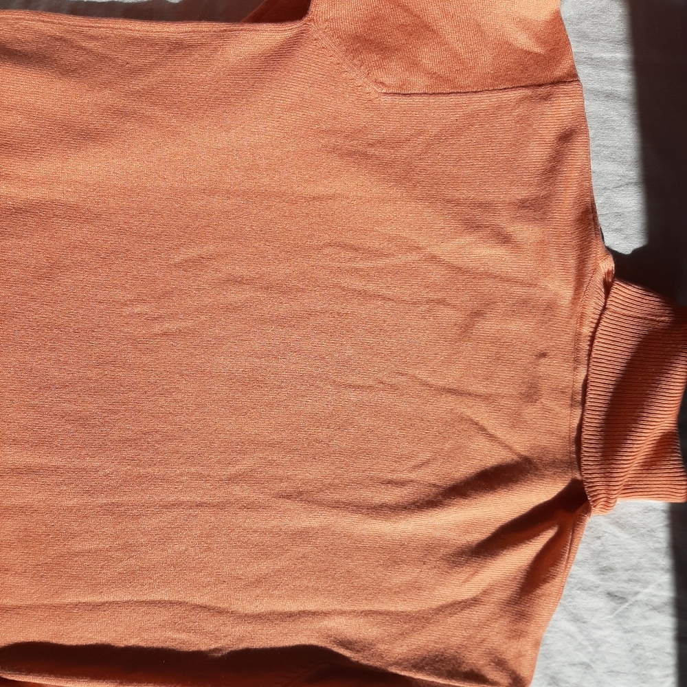 TSE Cashmere Peach Pullover Turtleneck Sweater